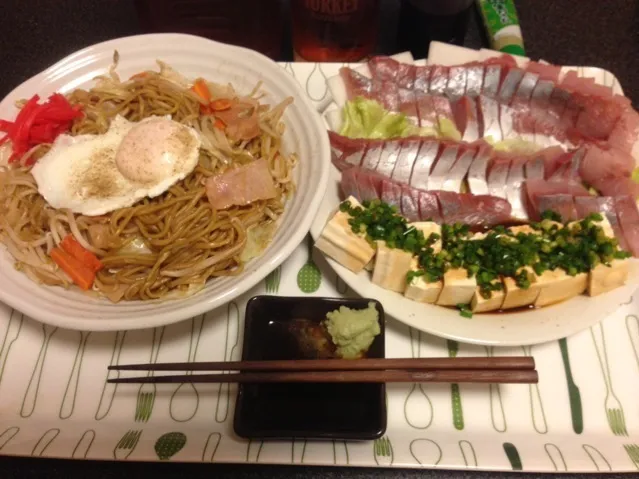 デラックス焼きそば、ワカナ一匹分のお刺身、冷奴！ ৎ꒰ ¯ิ̑﹃ ¯ิ̑๑꒱ુ ୭✨|サソリさん