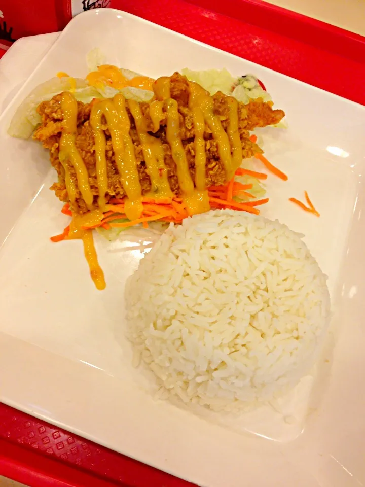 Snapdishの料理写真:KFC Spicy Lemon crispy chicken|Anne~AunAunさん