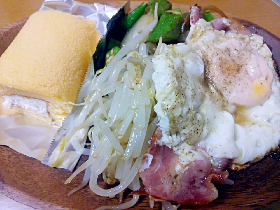 Snapdishの料理写真:朝ごはん|iwachakiさん