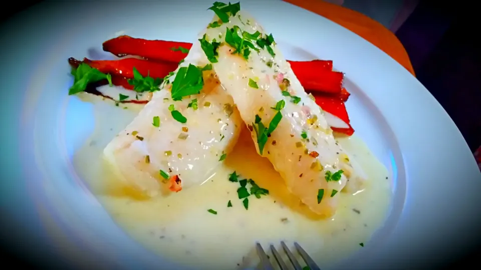 Roasted cod with Carmel carrots and bur blanc sauce|Michael M Schleyerさん