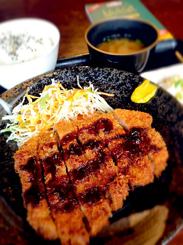 ランパスで上ロースカツ定食♪|ナナさん