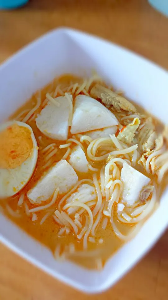 Snapdishの料理写真:Laksa Betawi|laksmi nurul ismiraさん