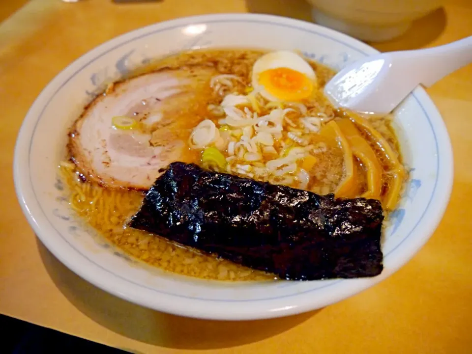 Snapdishの料理写真:屋台ラーメン(伊勢原)のラーメン♡|sachiさん