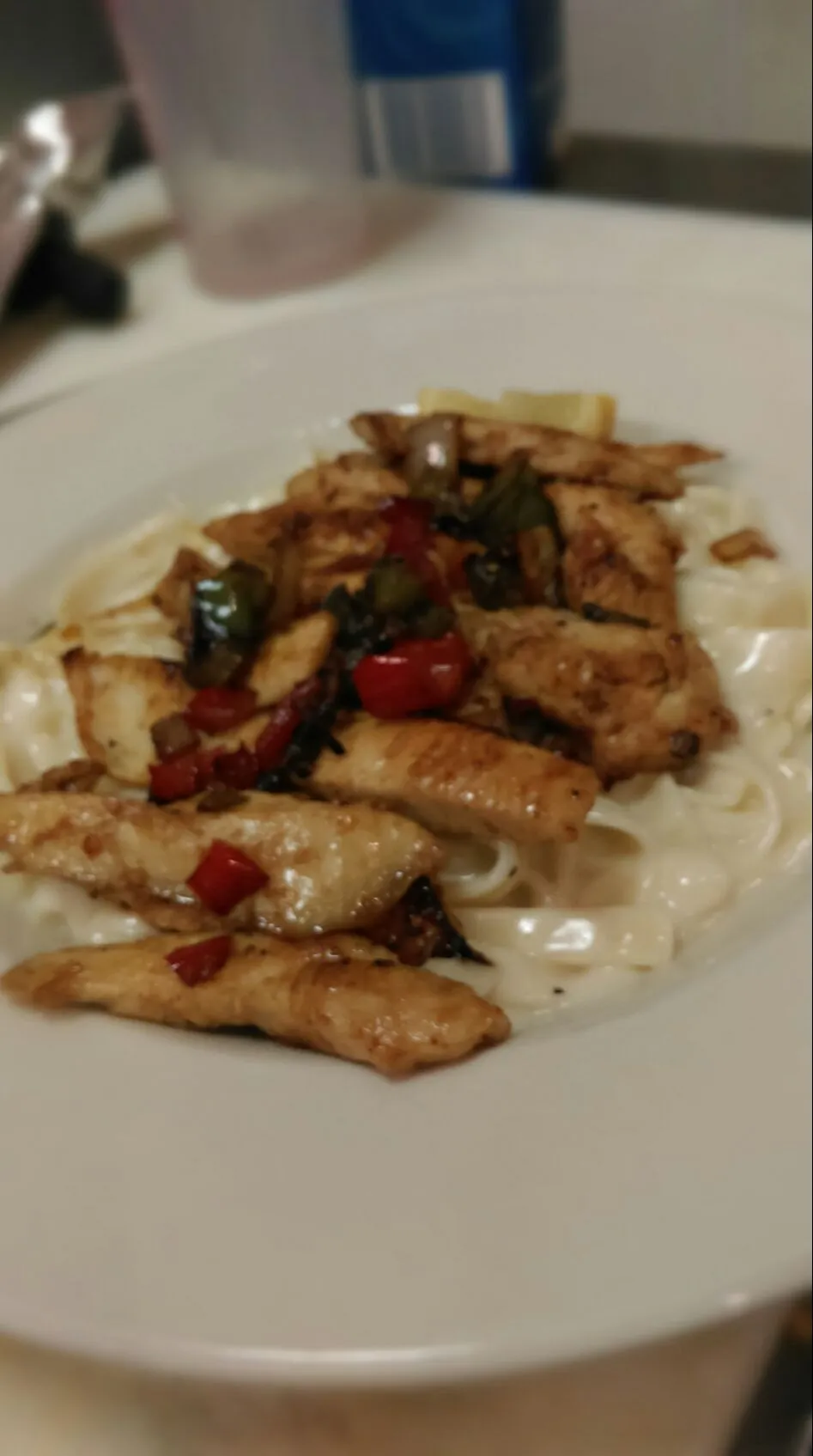 alfredo fett w/saute sweet honey glazed chicken|vee del Rosarioさん