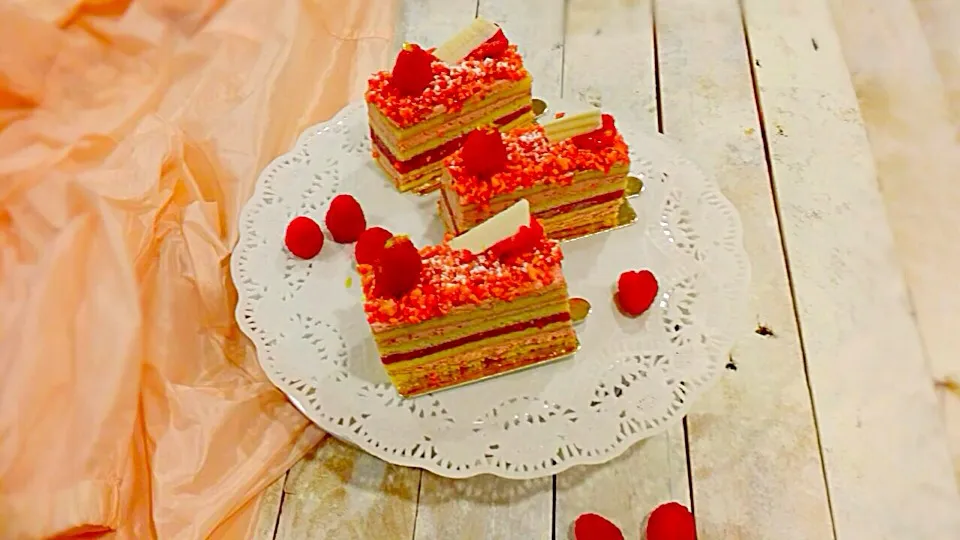 Red Opera Cake|Alex Muiさん