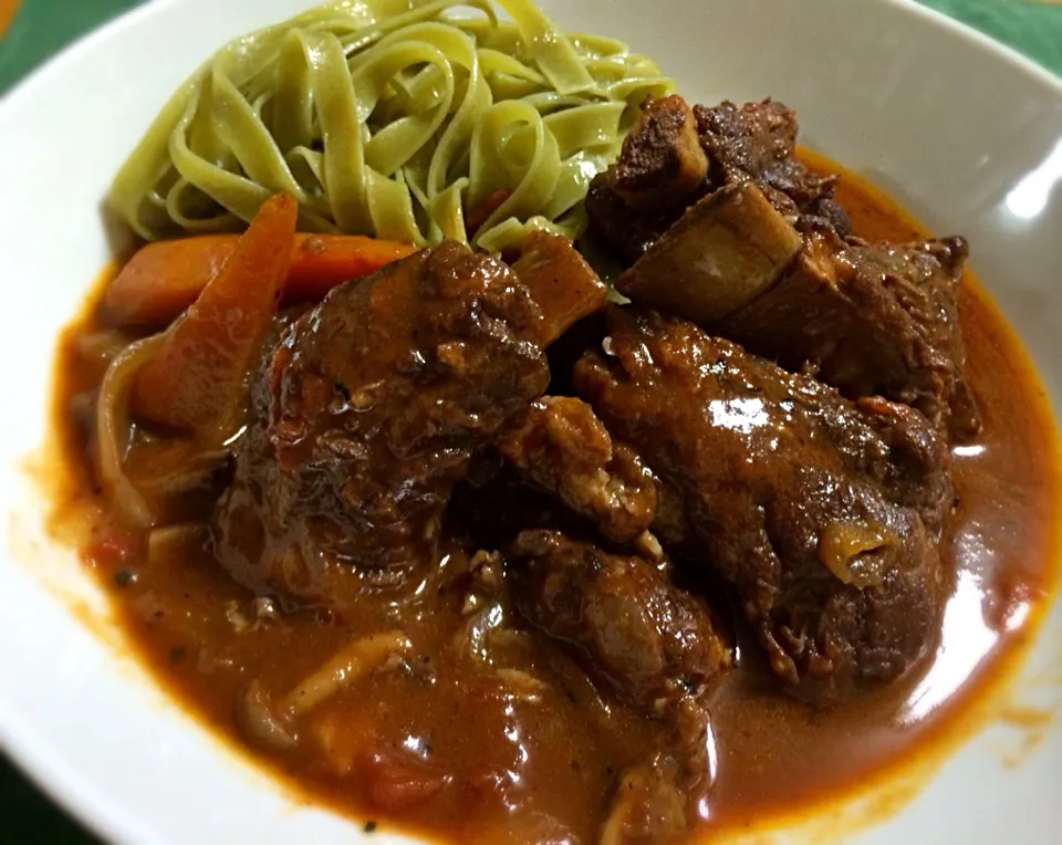 りりたんこぶさんの料理 【取扱注意😅】炊飯器で作ったほっろほろスペアリブシチュー🍖|ぷっくりんこ💙さん