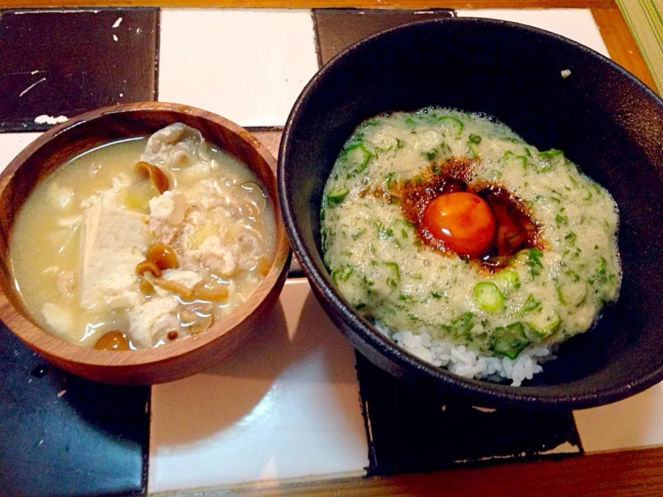 豚汁とオクラ、シソ、山芋丼|Shinpei Yamaokaさん