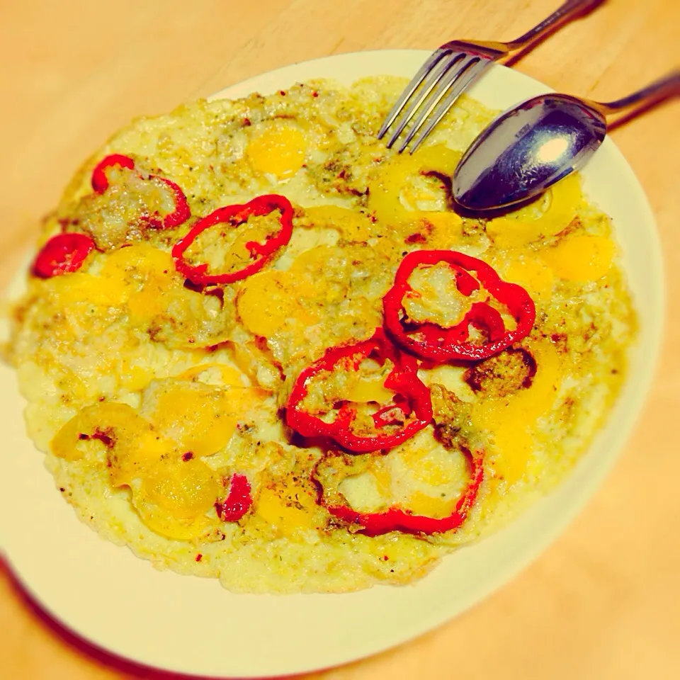 Scrambled eggs with redbell pepper and cumin powder|Laarni Nabongさん