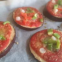 Eggplant pizza's|Anja Elshout Beverwijkさん