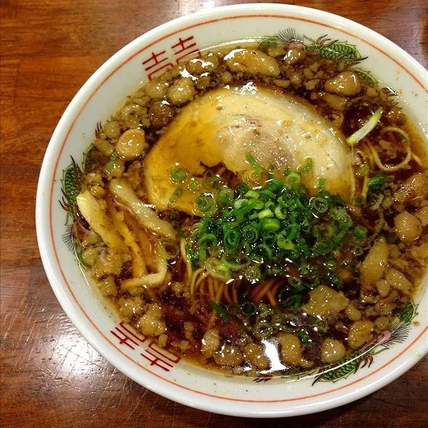 Snapdishの料理写真:尾道ラーメン たに
広島にいます。
ラーメン好きなんでやっぱり|Yogiさん