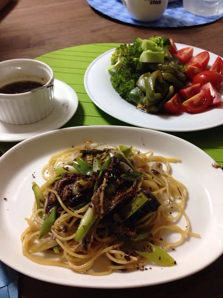 和風パスタは初かも…マグロのあら炊きを使ってネギと合わせてみました🎶|myuさん