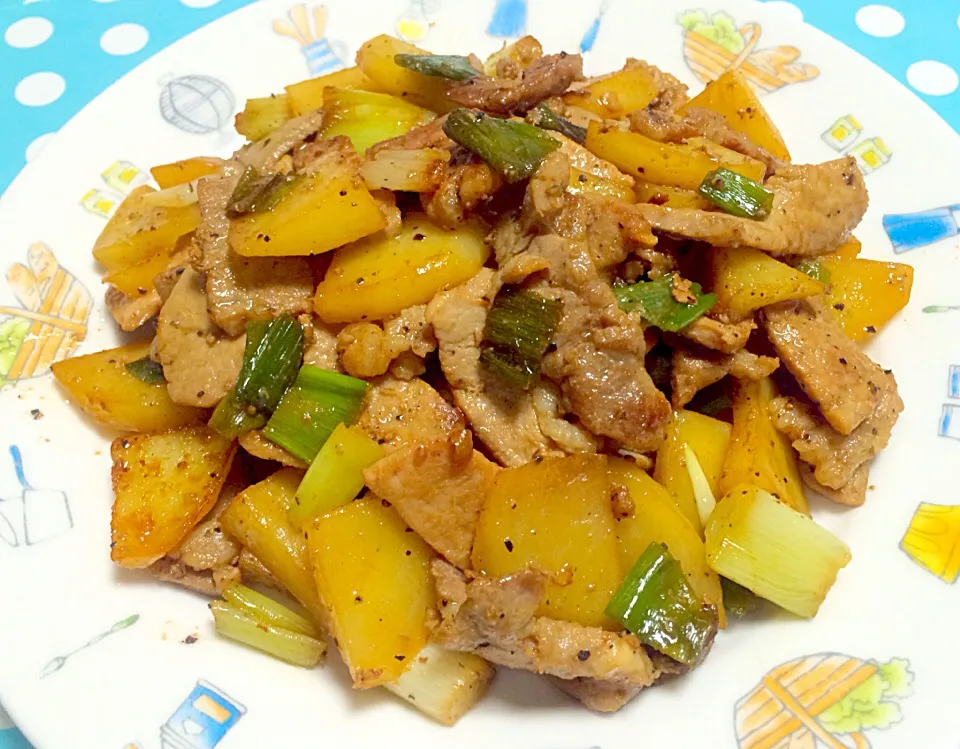 Pork & potato stir fry|Liezlさん