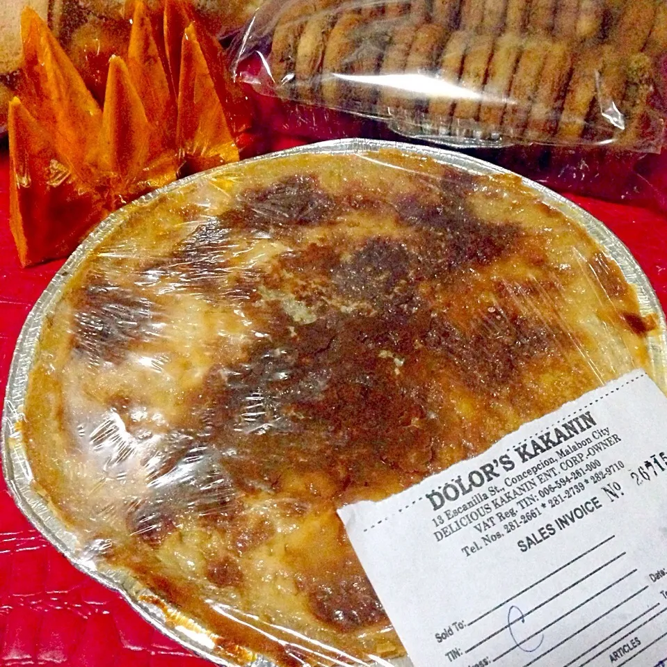 Snapdishの料理写真:The famous and delicious Dolor's Kakanin! #CassavaCake #Yummyness|iamfem05さん