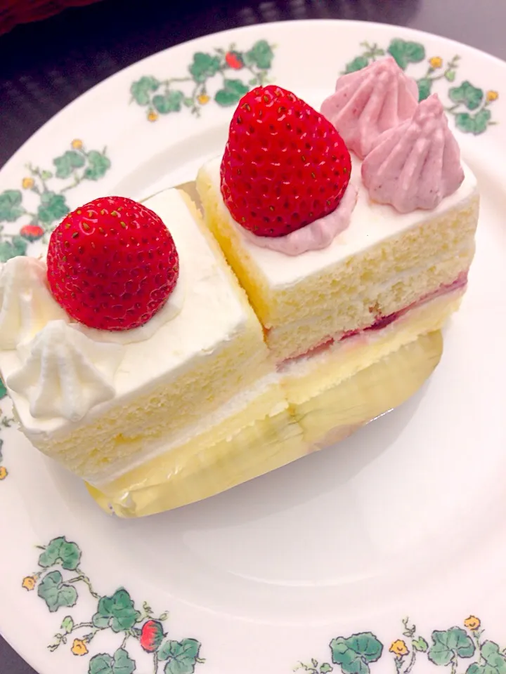 六花亭のショートケーキ|akiさん