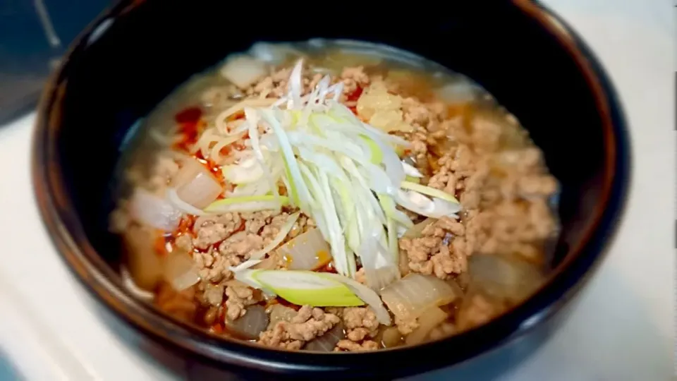 勝浦担々麺！

お土産の生担々麺を作って初めて食べました。|Hirokazu Wakeさん