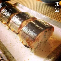 Snapdishの料理写真:焼秋刀魚寿司 うず まきを先生の料理。