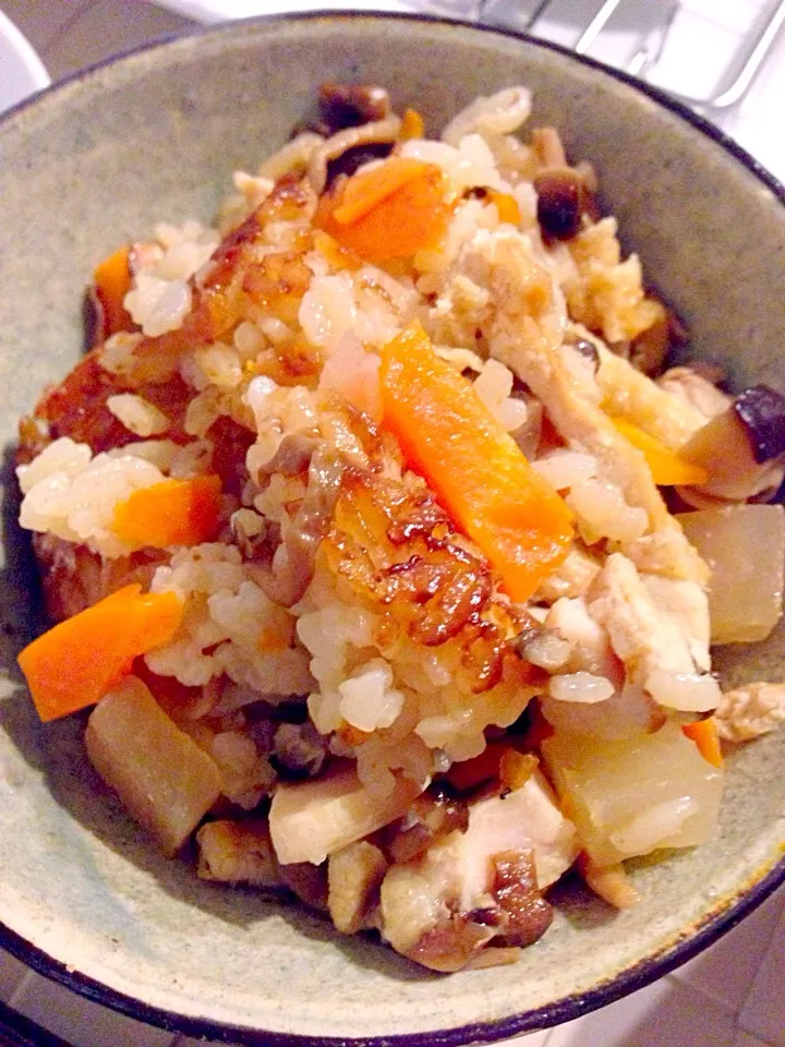 炊き込みご飯🍚🍄|まみりんごさん