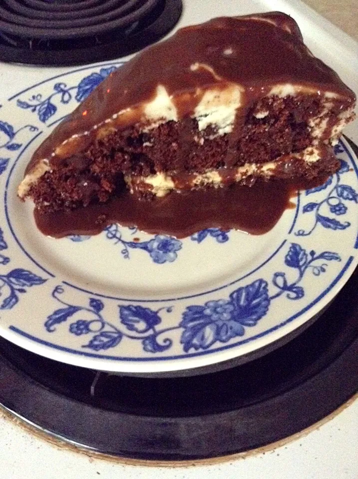 A delicious chocolate cake with a chocolate ganache and an espresso kick!|JEBさん