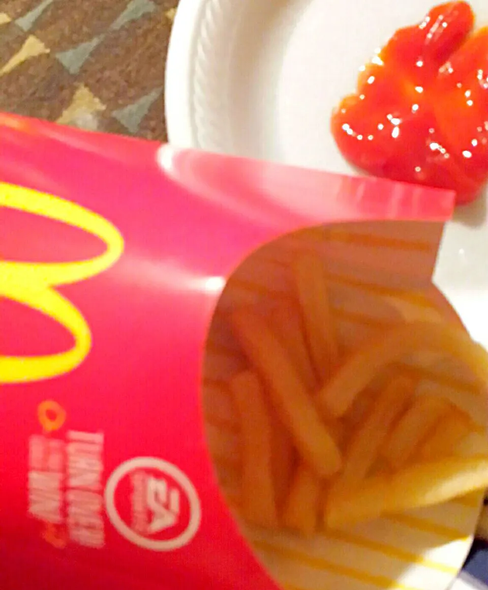 Currently MidNight #Snack/Teatime McDonalds French 🍟 Fry ☺ French 🍟 French 🍟|Alisha GodsglamGirl Matthewsさん