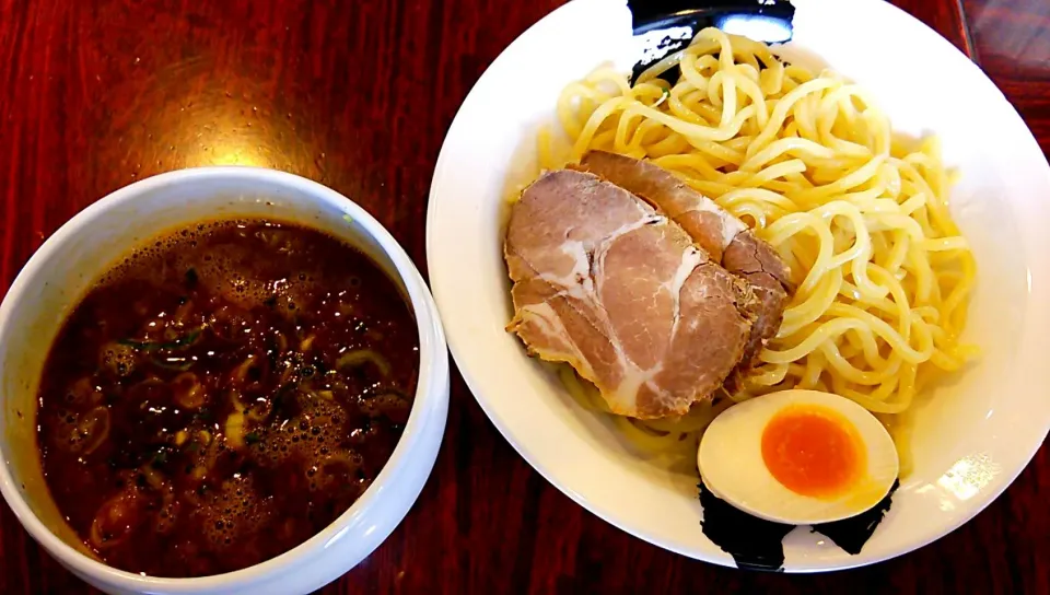 札幌遠征14軒目
あら焚き豚骨あらとん
あらとん特製濃厚つけ麺 1,050円|しんたたさん