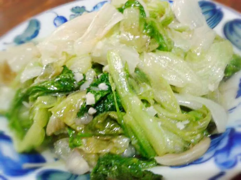 stir fried lettuce with garlic #homemade #Chinesecuisine #Vegetables #healthydiet|Kenex Kum Chee Kuanさん