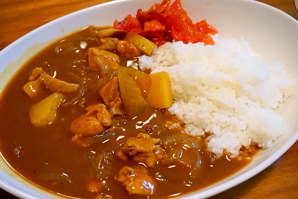 ごくごく普通のチキンカレー|たこさん