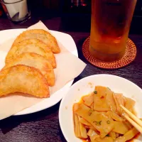 Snapdishの料理写真:揚げ餃子追加