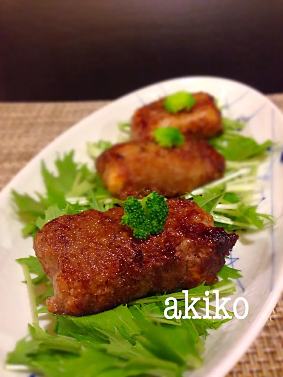 お豆腐の肉巻きオイスターソース焼き|akikoさん