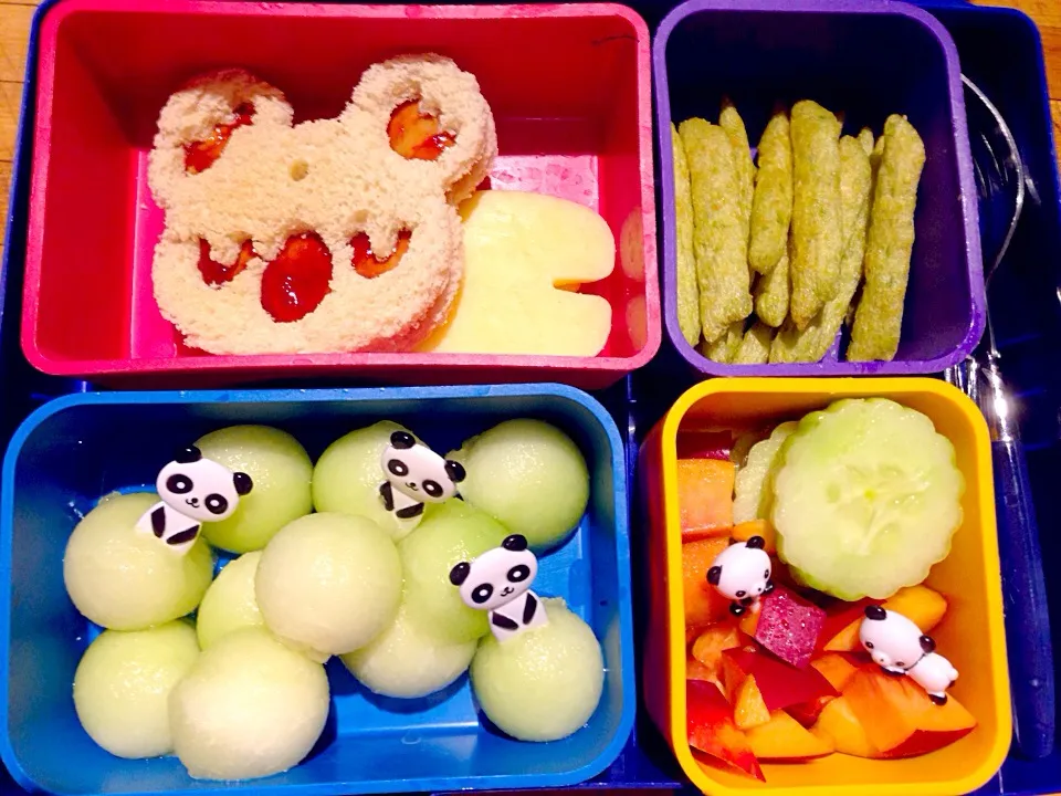 Snapdishの料理写真:Bear Bento Lunch|Cheryl Melnickさん