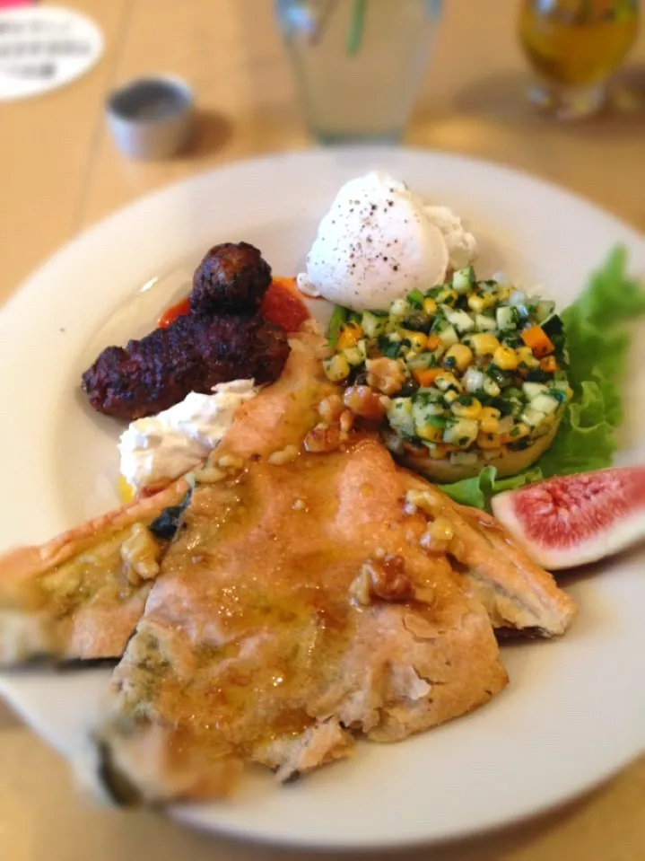 Snapdishの料理写真:クロアチアの朝ごはん@World breakfast allday|Turbeeさん