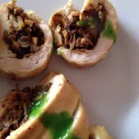 Stuffed chicken with mushroom. Sliced n ready to eat|prinaさん