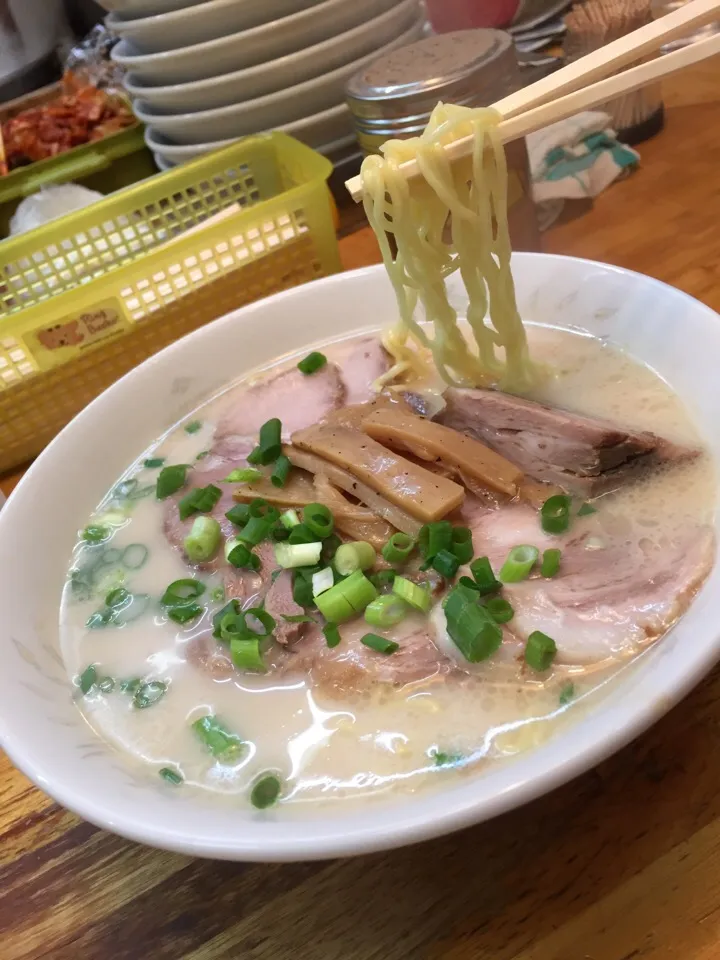 ✨朝ラーメン1杯目✨|中さんさん