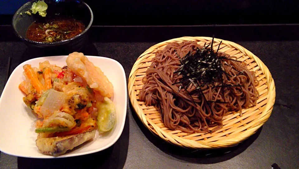 野菜かき揚げ天麩羅とざる蕎麦|sorinさん