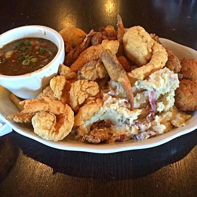 #Seafood Platter at Sammy's Grill 🎭🌝🎭 in Zachary Louisiana  #GumboOfSoul|Alisha GodsglamGirl Matthewsさん