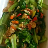 Tumis sawi ebi,, sayur hijaunya bikin seger di tambah gurih ebi atau udang kering yg bikin yaman di lidah...
#makanan #Menyehatkan|FebyByaさん