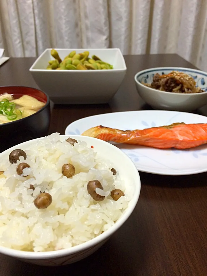 Snapdishの料理写真:零余子（むかご）ご飯|Yukoさん