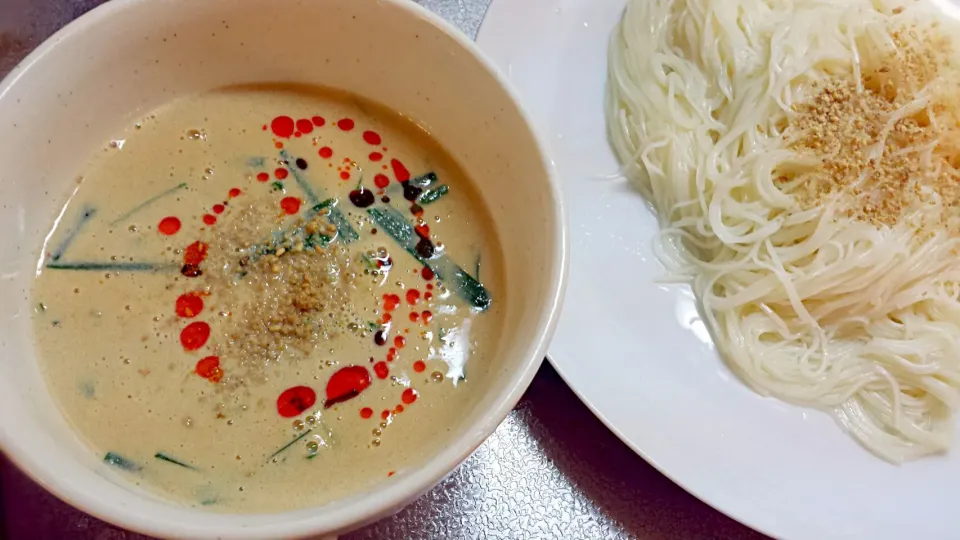 まるこさんの担々麺風そうめん♪|ひろすけさん