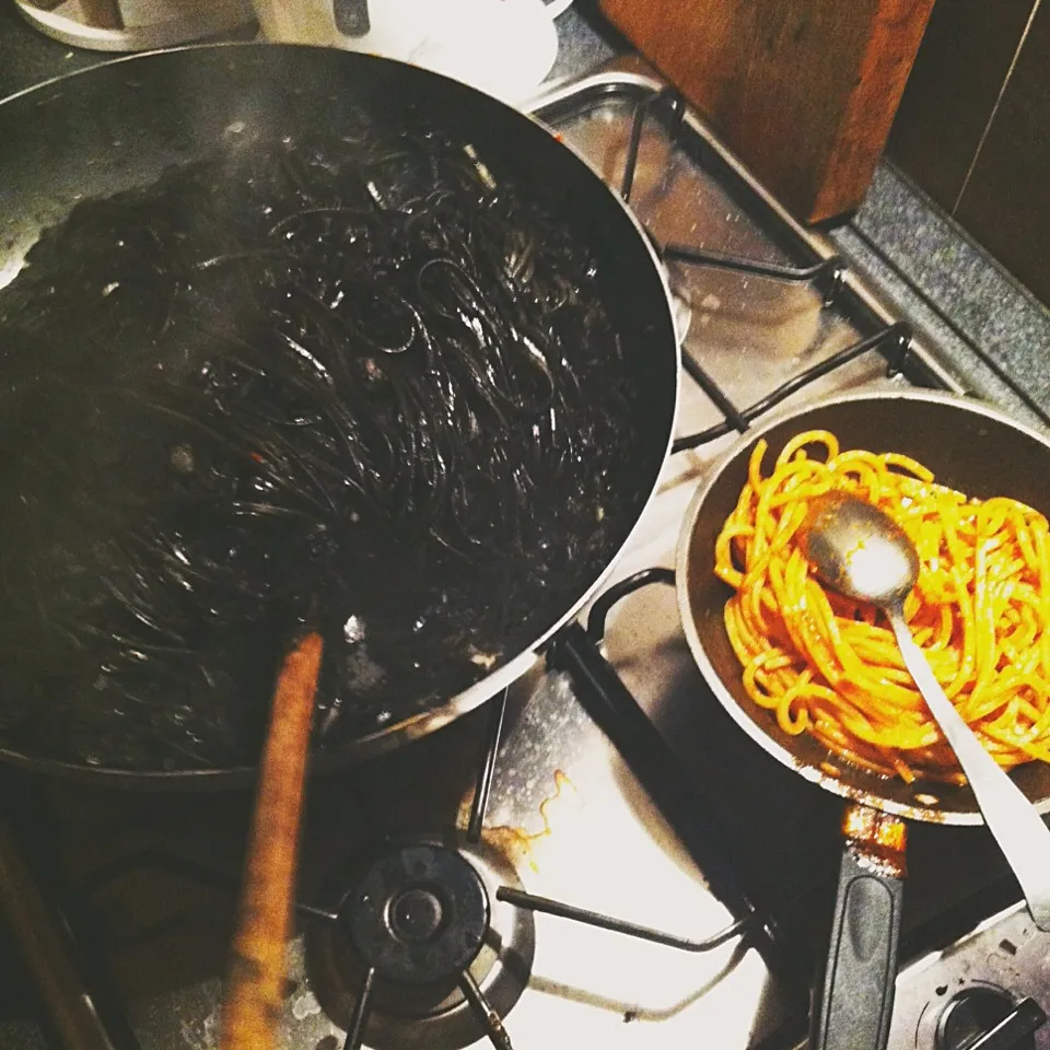 Squid ink pasta|Stefan Labuschagneさん