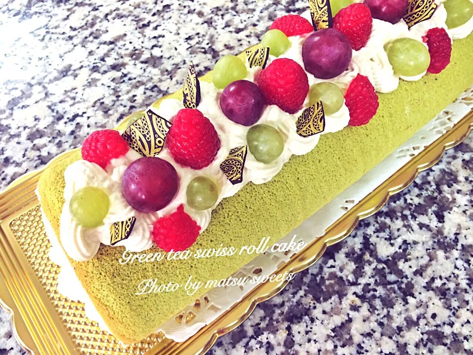 Green tea Swiss roll cake|Matsu sweetsさん