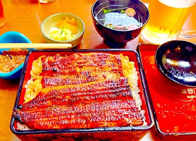 Lunch date w/ my co-workers#Unagi~!❤️❤️❤️|Ederさん