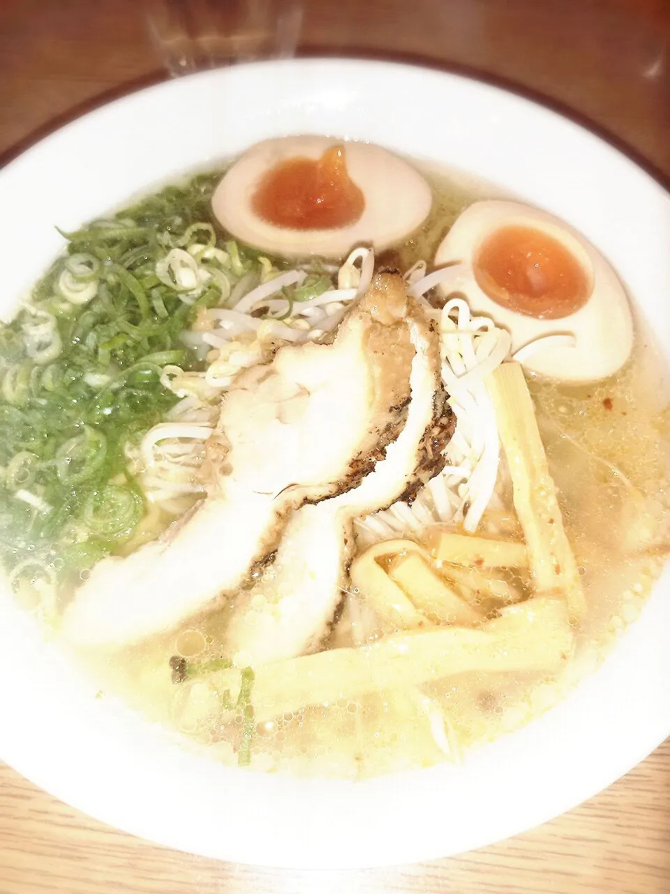 コラーゲンラーメン さくら 塩ラーメン煮卵乗せ|ミチルさん