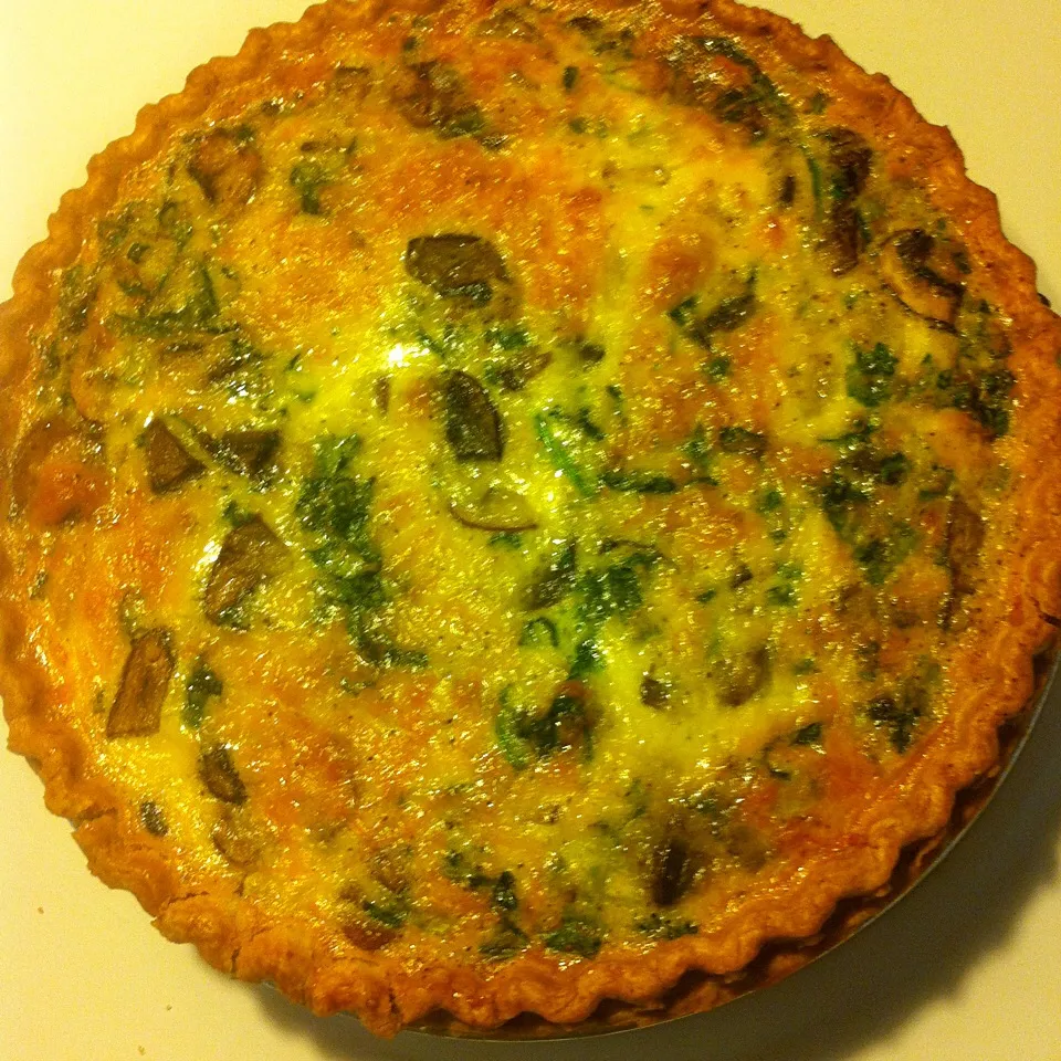 Shrimp, spinach, mushroom quiche|danielleさん