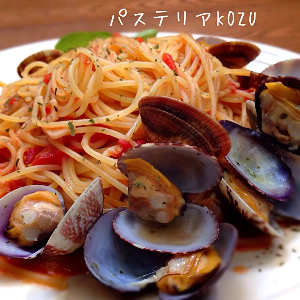 日曜朝パスッタ🍝【🍅ボンゴレロッソ🍅】|koji toyodaさん