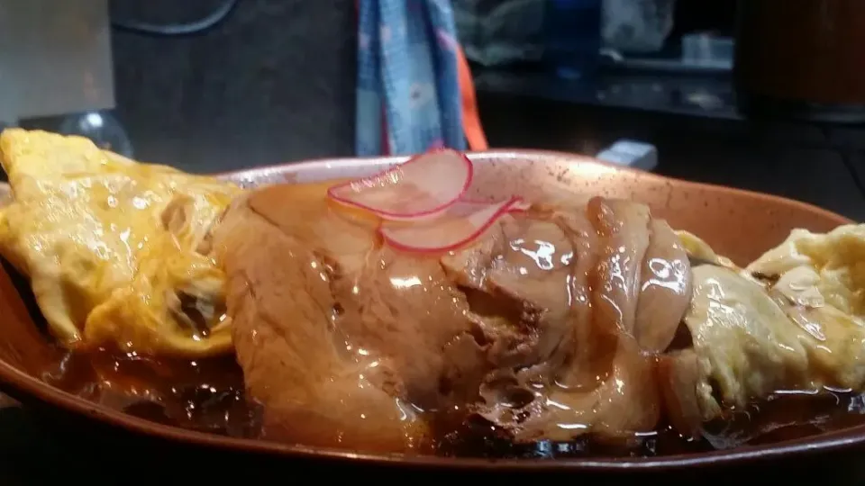 Pork leg with omelette|Conan Kahhei Waiさん