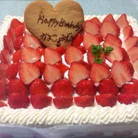 Snapdishの料理写真:誕生日ケーキ。|Mizue Takayamaさん