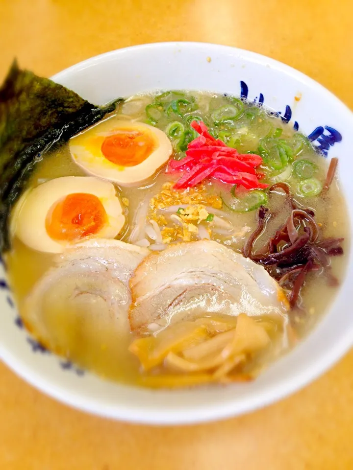 山小屋ラーメンにて昭和ラーメン|ナナさん