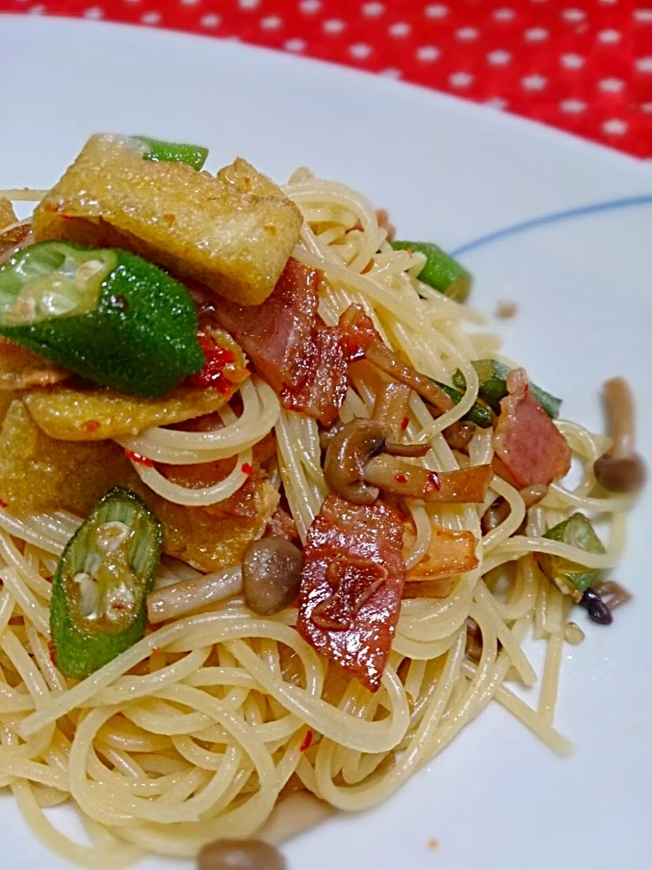 柚子胡椒とお揚げさん♪
和風パスタでお昼ご飯(*￣∇￣*)|yu.uyさん