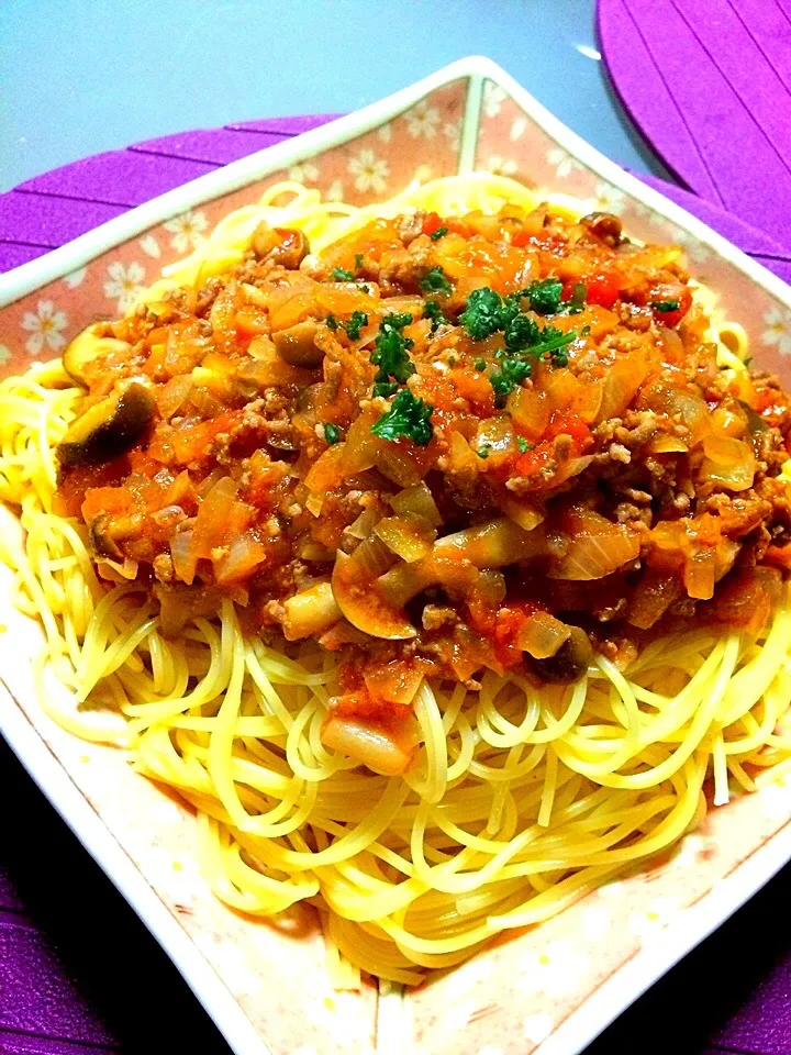 Snapdishの料理写真:ミートソースまがいのパスタ🍝|tsurusakiさん