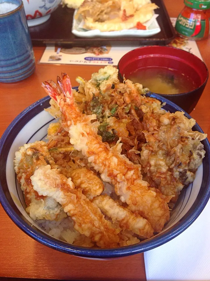 Snapdishの料理写真:松茸天丼 Matsutake tendon|sirakorn owadaさん