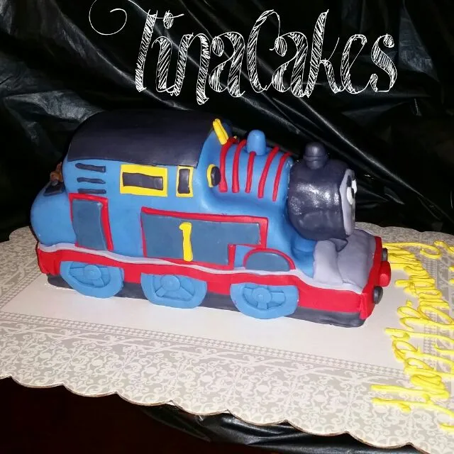 Thomas the Train cake|TinaCakesさん